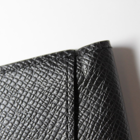 LOUIS VUITTON Pocket Organizer - Picture 10 of 16